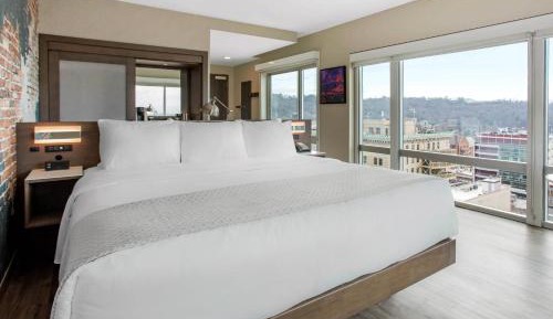Premium King Guest Room