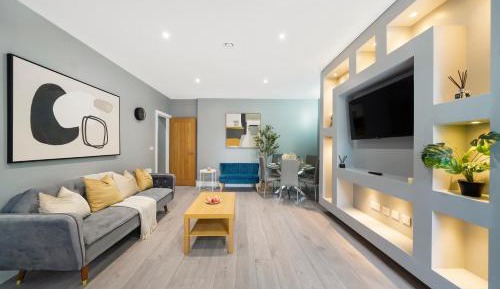 Four-Bedroom Premier Apartment