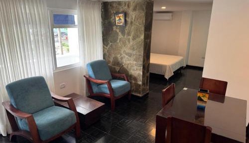 One-Bedroom Suite