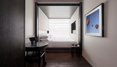 Little National Room