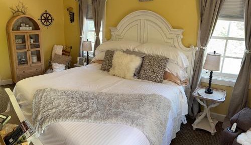 King Room with Balcony