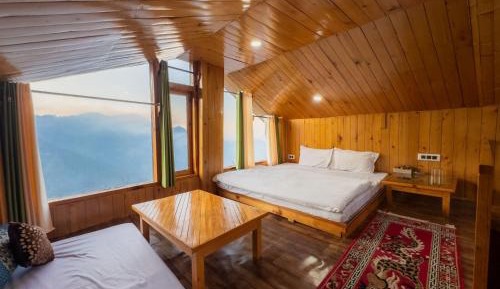 Family Room with Mountain View