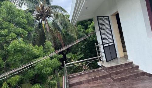 Villa with Garden View
