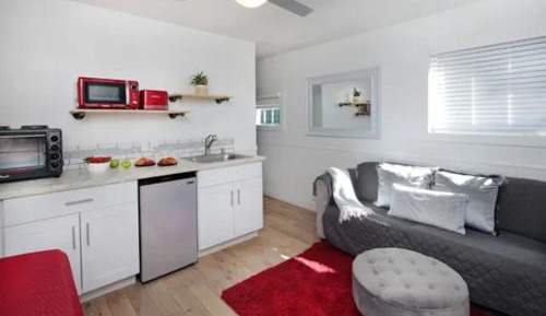 One-Bedroom Family Apartment
