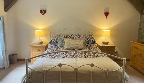  Three-Bedroom Cottage (4 Adults + 2 Children)