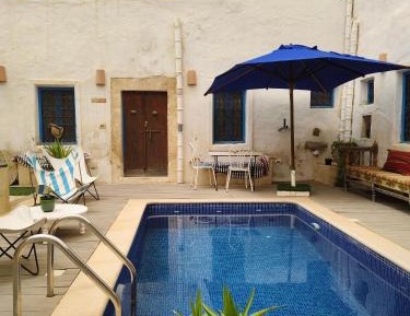 Quadruple Room with Terrace