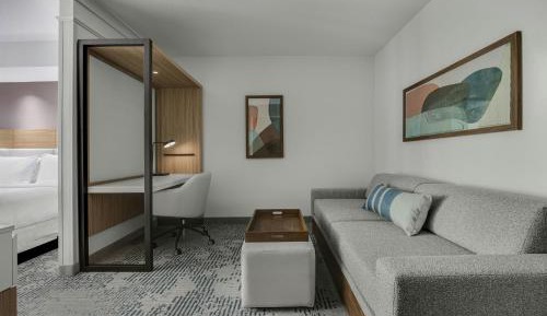 King Studio with Sofa Bed
