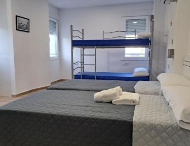 Triple Room with Private Bathroom
