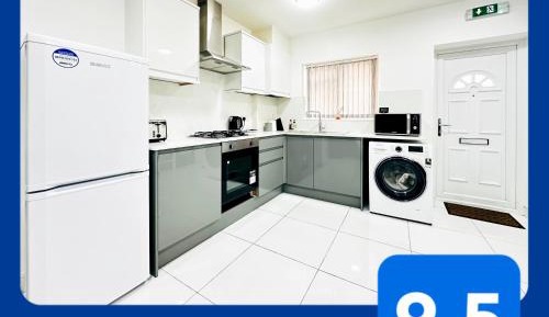 Three-Bedroom Apartment