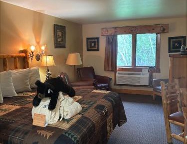 King Room with Mountain View