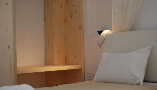 Studio (2 Adults)