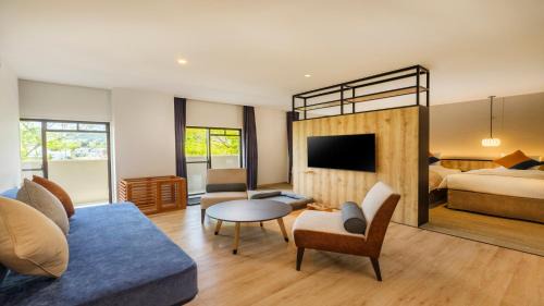 Pet Room Premium Fourth with Dry Sauna and Private Bathroom - Non-Smoking