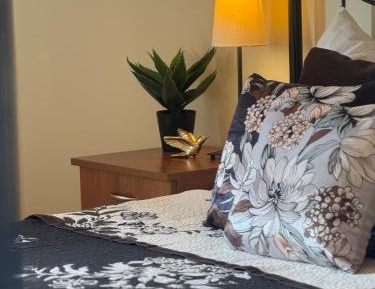 Large Double Room - Attic