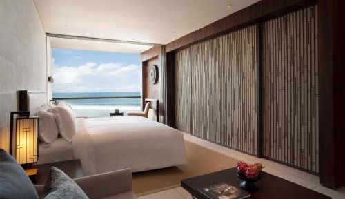 Suite with Ocean View