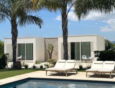 Suite with Pool View