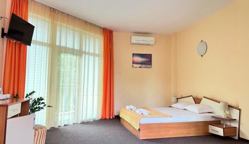 Triple Room with Balcony
