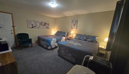 Deluxe Family Room