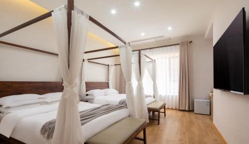 Deluxe Double Room with Two Double Beds