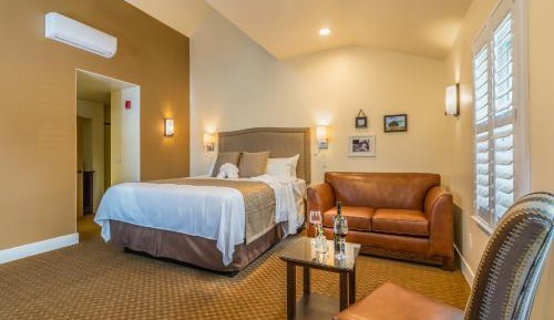 Superior King Room