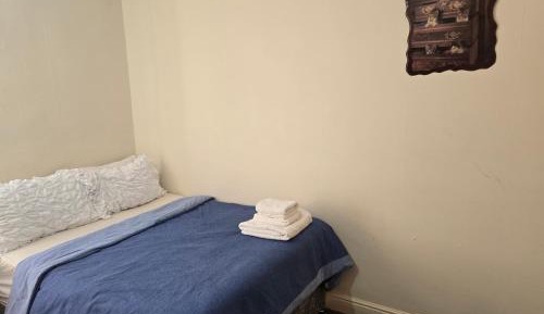 Double Room 3 with Shared Bathroom