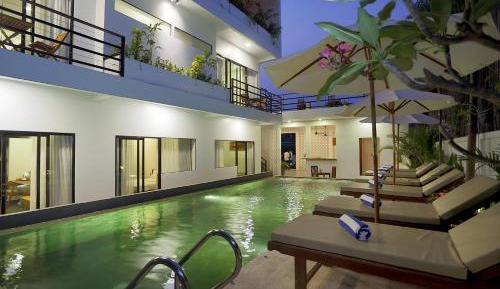 Balcony Room