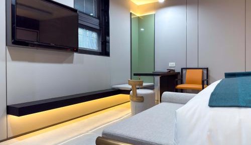 Superior King Room
