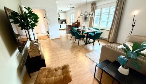 Three-Bedroom Deluxe Apartment