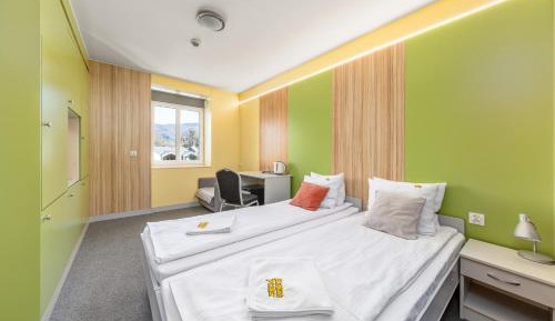 King Room with Mountain View