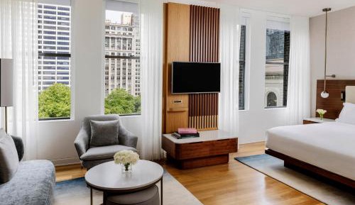 Junior Suite with Park View
