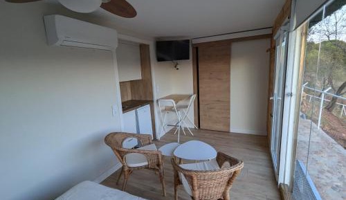 One-Bedroom Cottage