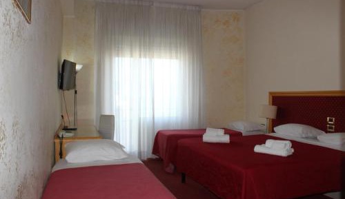 Basic Triple Room