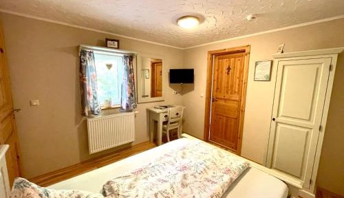 Single Room with Private Bathroom