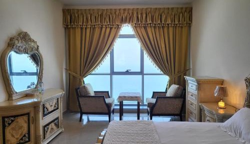 Two-Bedroom Apartment with Balcony and Sea View