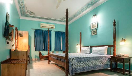 Super Deluxe Double Room