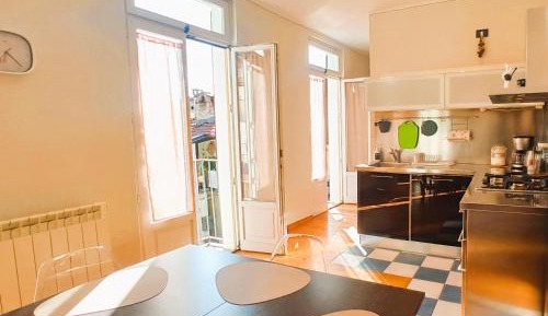 One-Bedroom Apartment with Balcony