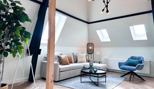 One-Bedroom Loft Apartment with Balcony