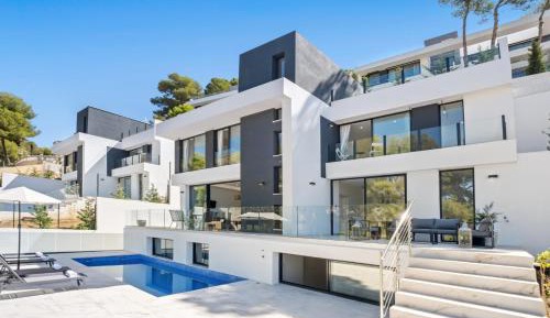 Villa with Sea View
