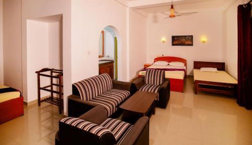 Deluxe Family Suite