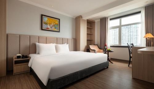 Double or Twin Room with City View