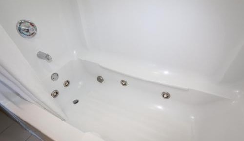 King Room with Spa Bath