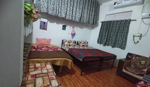 Deluxe Double Room (2 Adults + 1 Child)