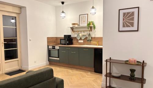One-Bedroom Apartment with Garden