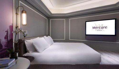 Standard Queen Room