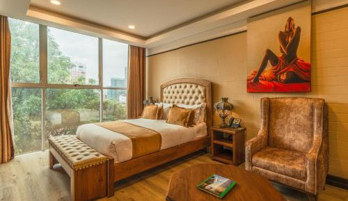 Executive Suite