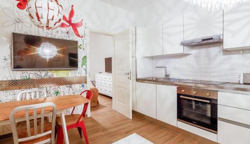 Two-Bedroom Apartment (5 Adults)