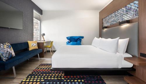 Aloft, Guest room, 1 King