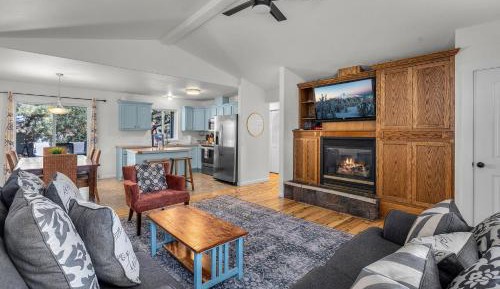 Three-Bedroom Holiday Home 