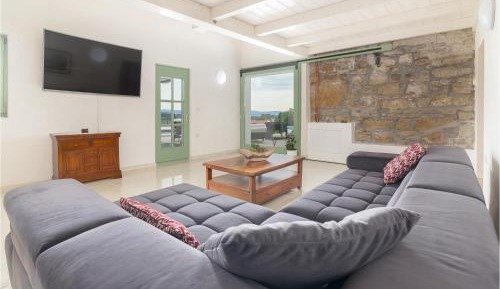 Four-Bedroom Vacation Home
