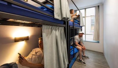 Bed in 4-Bed Mixed Dormitory Room