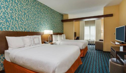 Suite, 2 Queen, Sofa bed